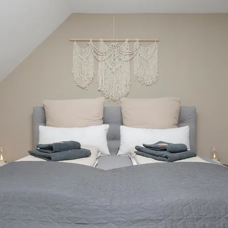 Schlossberg Panorama - 1 Bedroom & Lift & Free Parking By Hero Homes Appartamento *