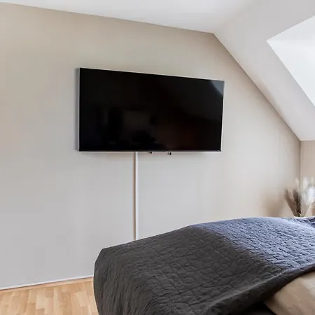 Schlossberg Panorama - 1 Bedroom & Lift & Free Parking By Hero Homes Appartamento *