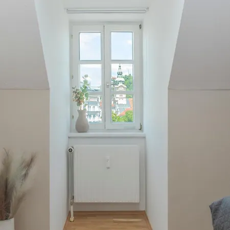 Schlossberg Panorama - 1 Bedroom & Lift & Free Parking By Hero Homes