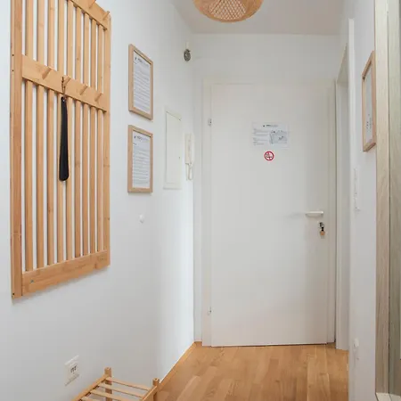 Appartamento Schlossberg Panorama - 1 Bedroom & Lift & Free Parking By Hero Homes *